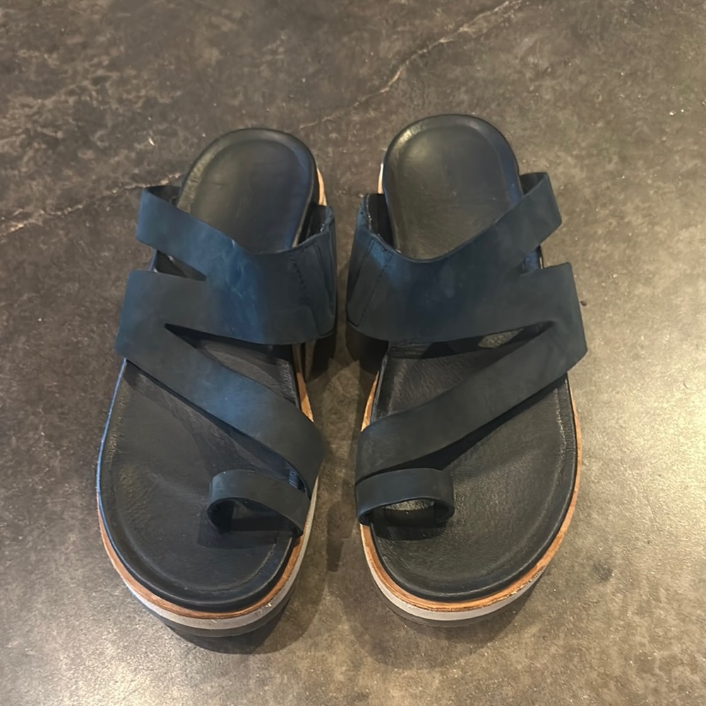 Merrell Black Sandals with Brown Sole